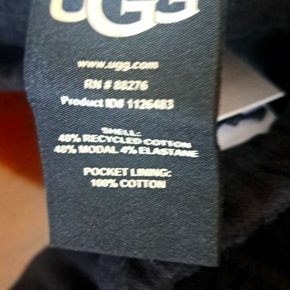 UGG CRISSY SHORT (OVERSIZED) XS - Picture 8 of 8
